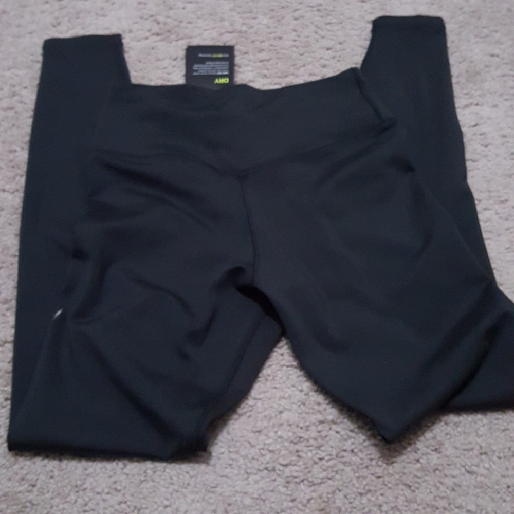 Nike - Picture 3 of 3